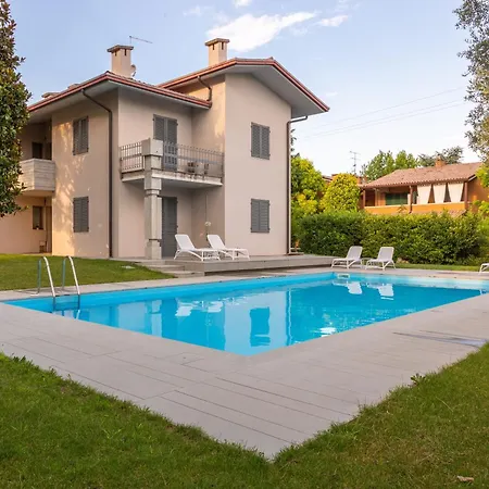 Baseventuno 2 - Trilocale Primo Piano * Sirmione